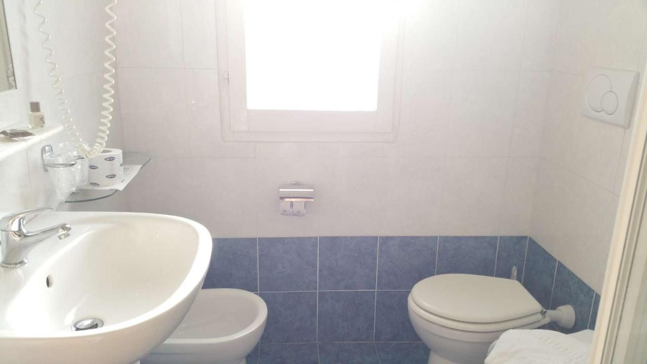 Hotel Delle Mimose Ντιάνο Μαρίνα Εξωτερικό φωτογραφία