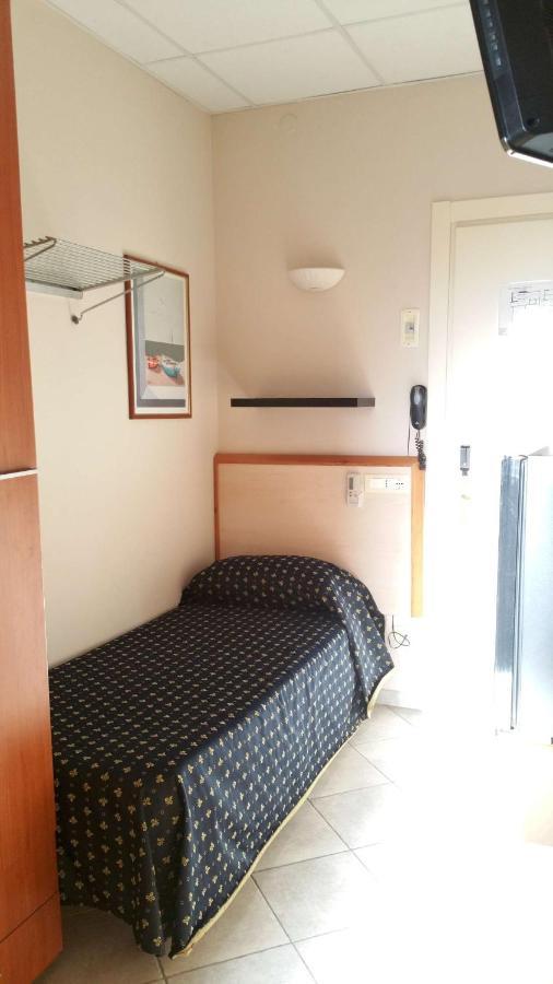 Hotel Delle Mimose Ντιάνο Μαρίνα Εξωτερικό φωτογραφία