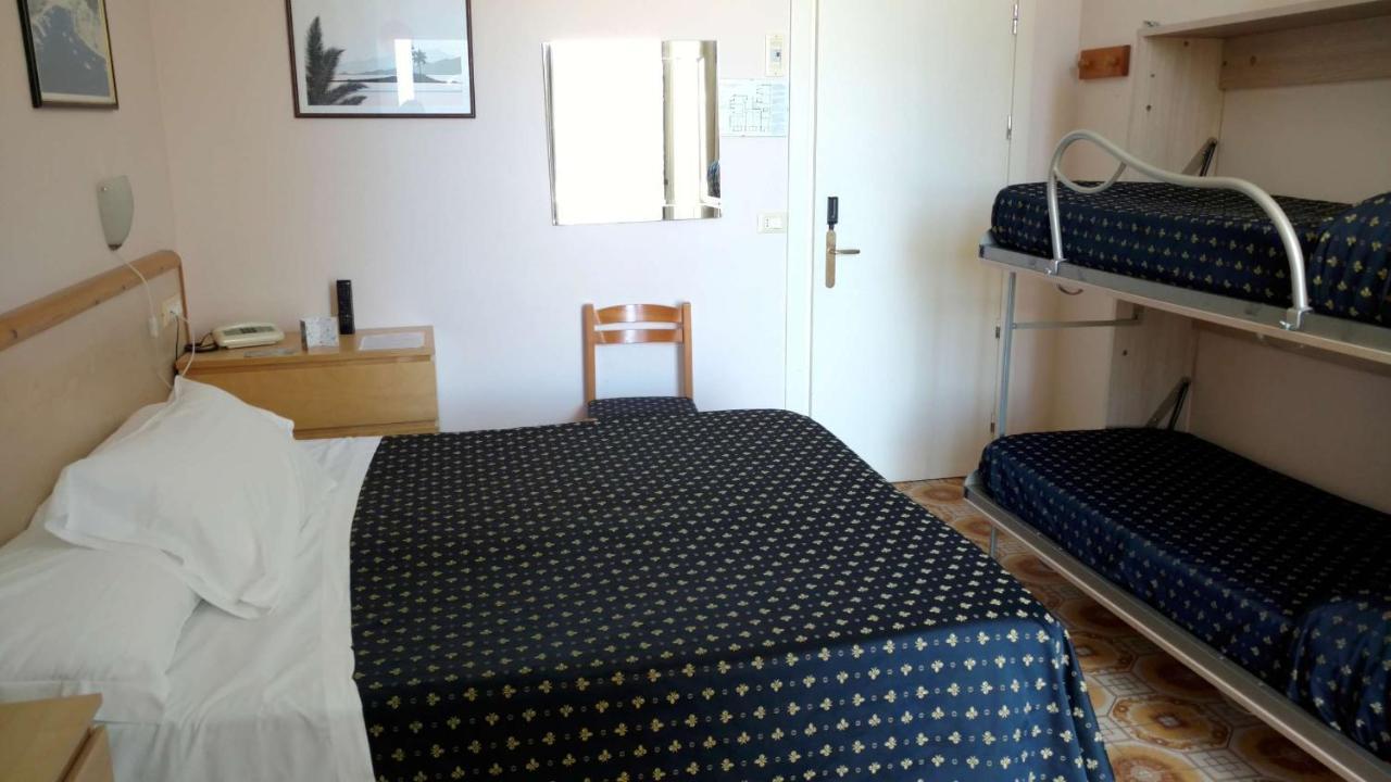 Hotel Delle Mimose Ντιάνο Μαρίνα Εξωτερικό φωτογραφία