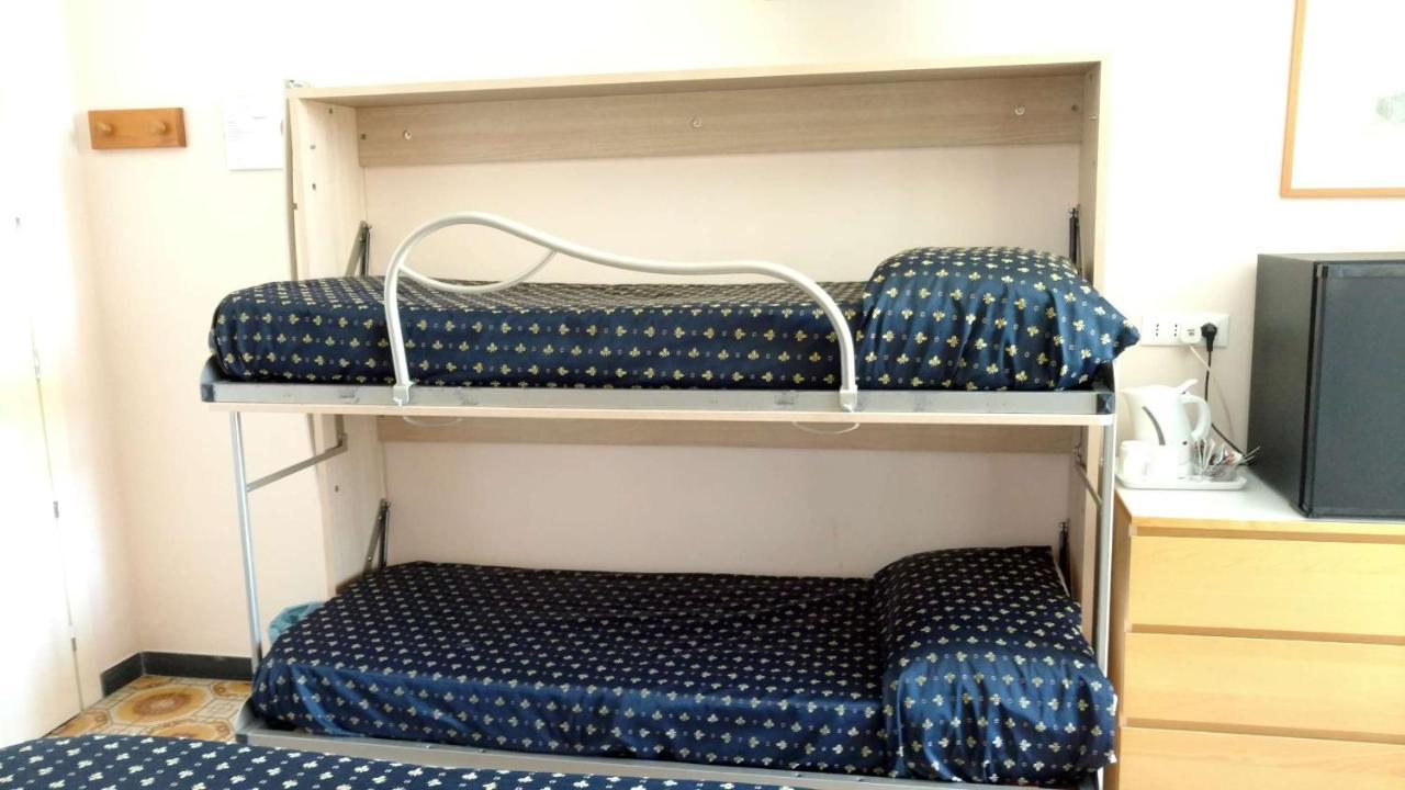 Hotel Delle Mimose Ντιάνο Μαρίνα Εξωτερικό φωτογραφία