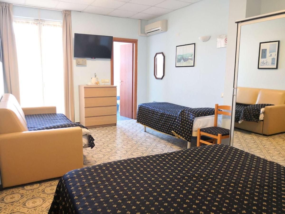 Hotel Delle Mimose Ντιάνο Μαρίνα Εξωτερικό φωτογραφία