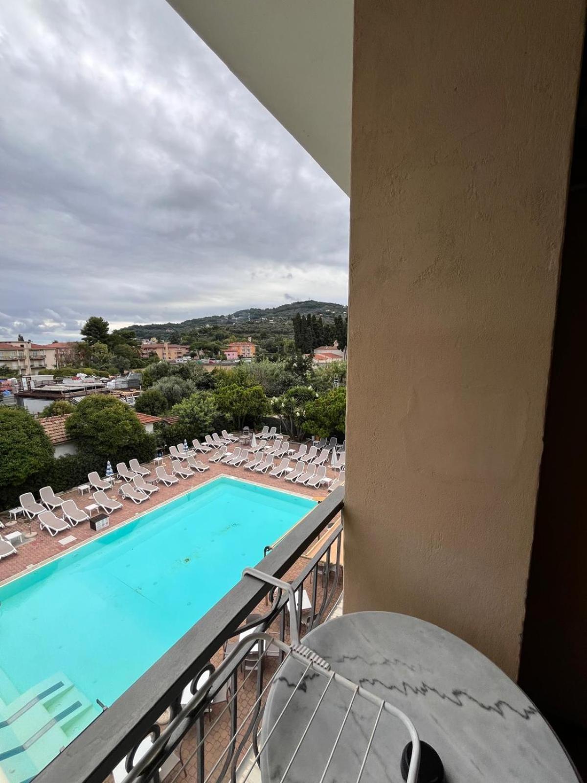 Hotel Delle Mimose Ντιάνο Μαρίνα Εξωτερικό φωτογραφία