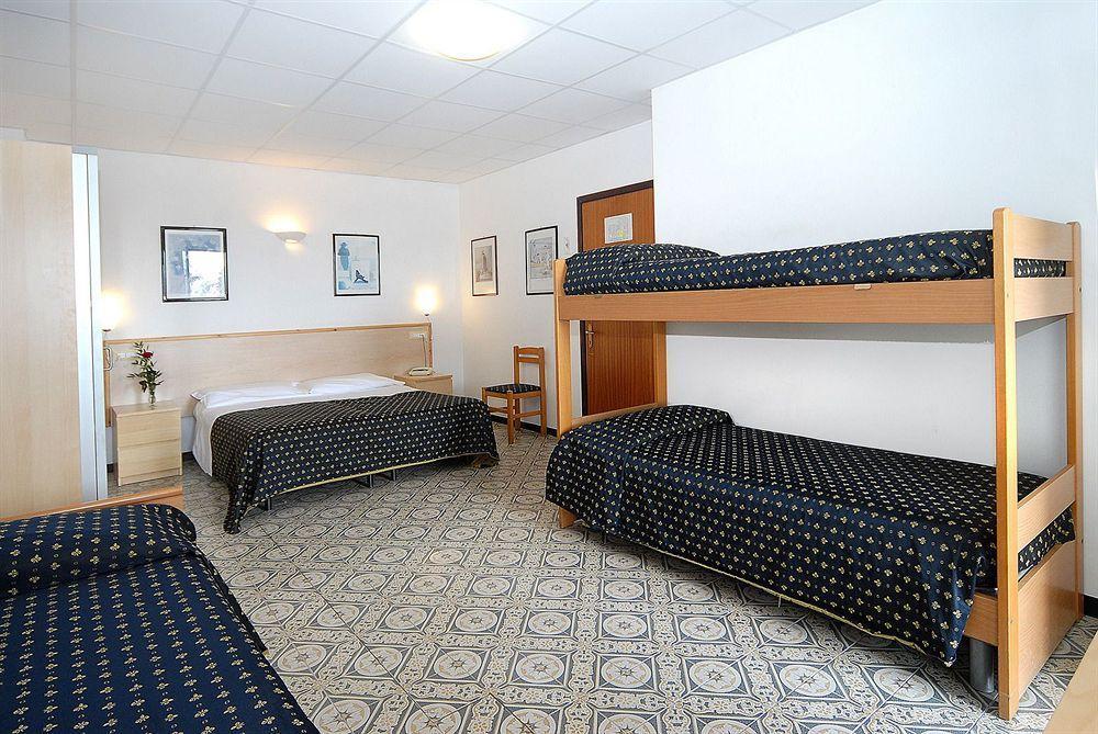 Hotel Delle Mimose Ντιάνο Μαρίνα Εξωτερικό φωτογραφία