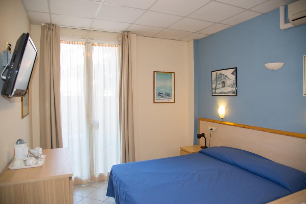 Hotel Delle Mimose Ντιάνο Μαρίνα Εξωτερικό φωτογραφία
